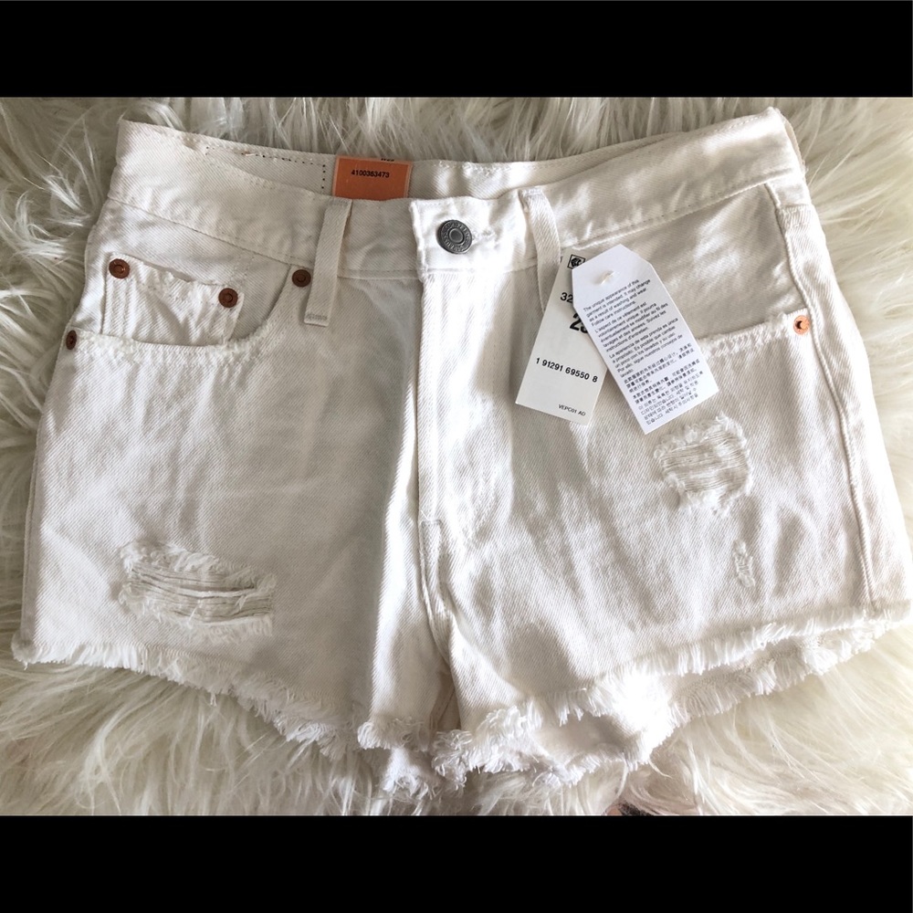 Levi White Denim Shorts